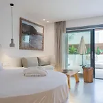 Aba ηospitalite Paros -the Signature Suite, Apartman