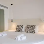 Aba ηospitalite Paros -the Signature Suite, Náusza