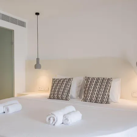 Aba ηospitalite Paros -the Signature Suite, Naousa (Paros)